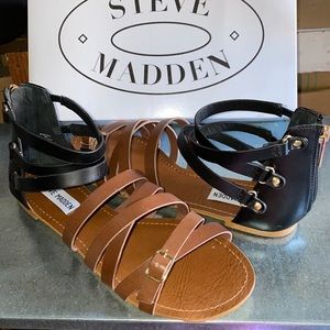 AUTH NIB STEVE MADDEN Worldly Strappy Sandal